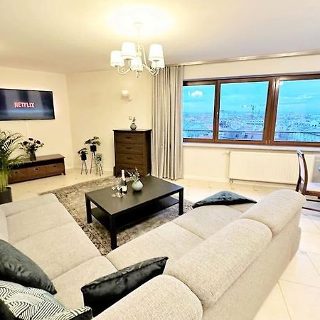 Exclusive Penthouse Near Citycenter 120M2 +Netflix Krakow Dış mekan fotoğraf