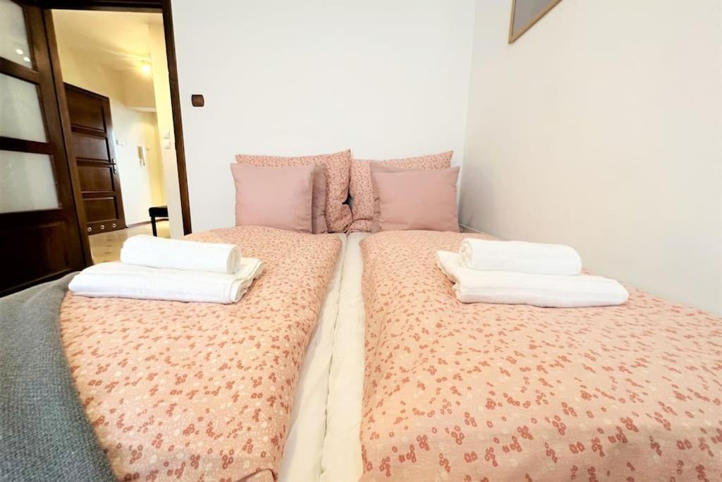 Exclusive Penthouse Near Citycenter 120M2 +Netflix Krakow Dış mekan fotoğraf