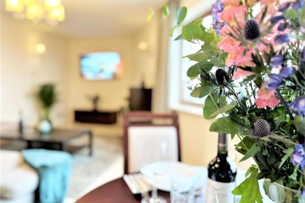 Exclusive Penthouse Near Citycenter 120M2 +Netflix Krakow Dış mekan fotoğraf
