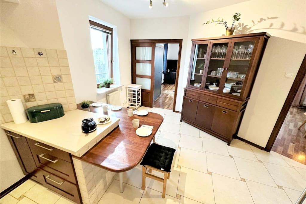 Exclusive Penthouse Near Citycenter 120M2 +Netflix Krakow Dış mekan fotoğraf