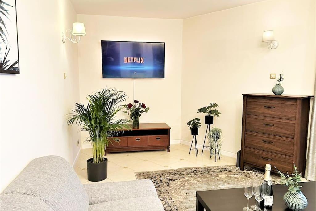Exclusive Penthouse Near Citycenter 120M2 +Netflix Krakow Dış mekan fotoğraf