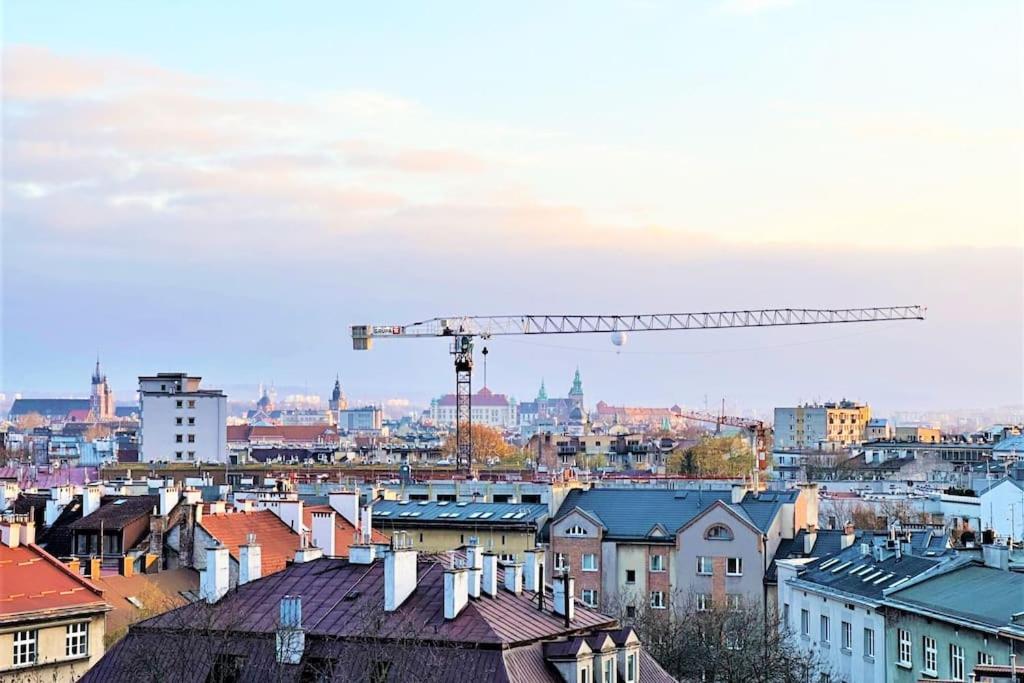 Exclusive Penthouse Near Citycenter 120M2 +Netflix Krakow Dış mekan fotoğraf