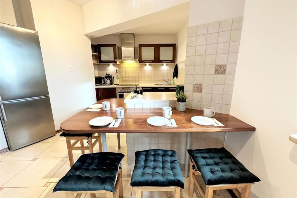 Exclusive Penthouse Near Citycenter 120M2 +Netflix Krakow Dış mekan fotoğraf