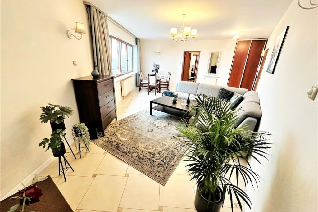 Exclusive Penthouse Near Citycenter 120M2 +Netflix Krakow Dış mekan fotoğraf