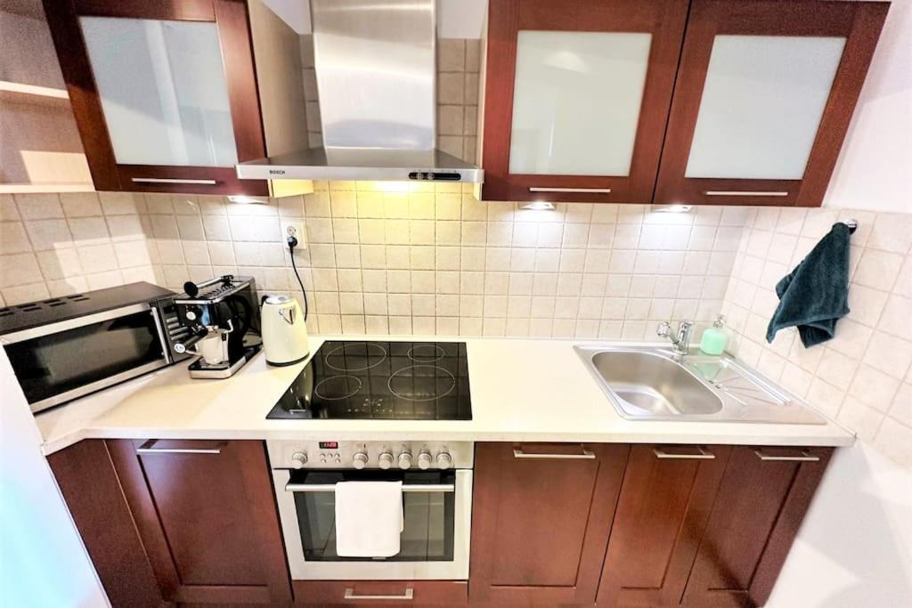Exclusive Penthouse Near Citycenter 120M2 +Netflix Krakow Dış mekan fotoğraf