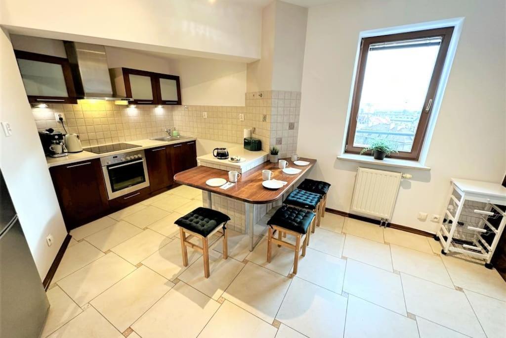 Exclusive Penthouse Near Citycenter 120M2 +Netflix Krakow Dış mekan fotoğraf
